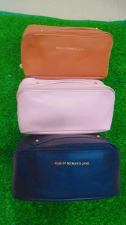 Large Capacity Travel Cosmetic Bag | Blac